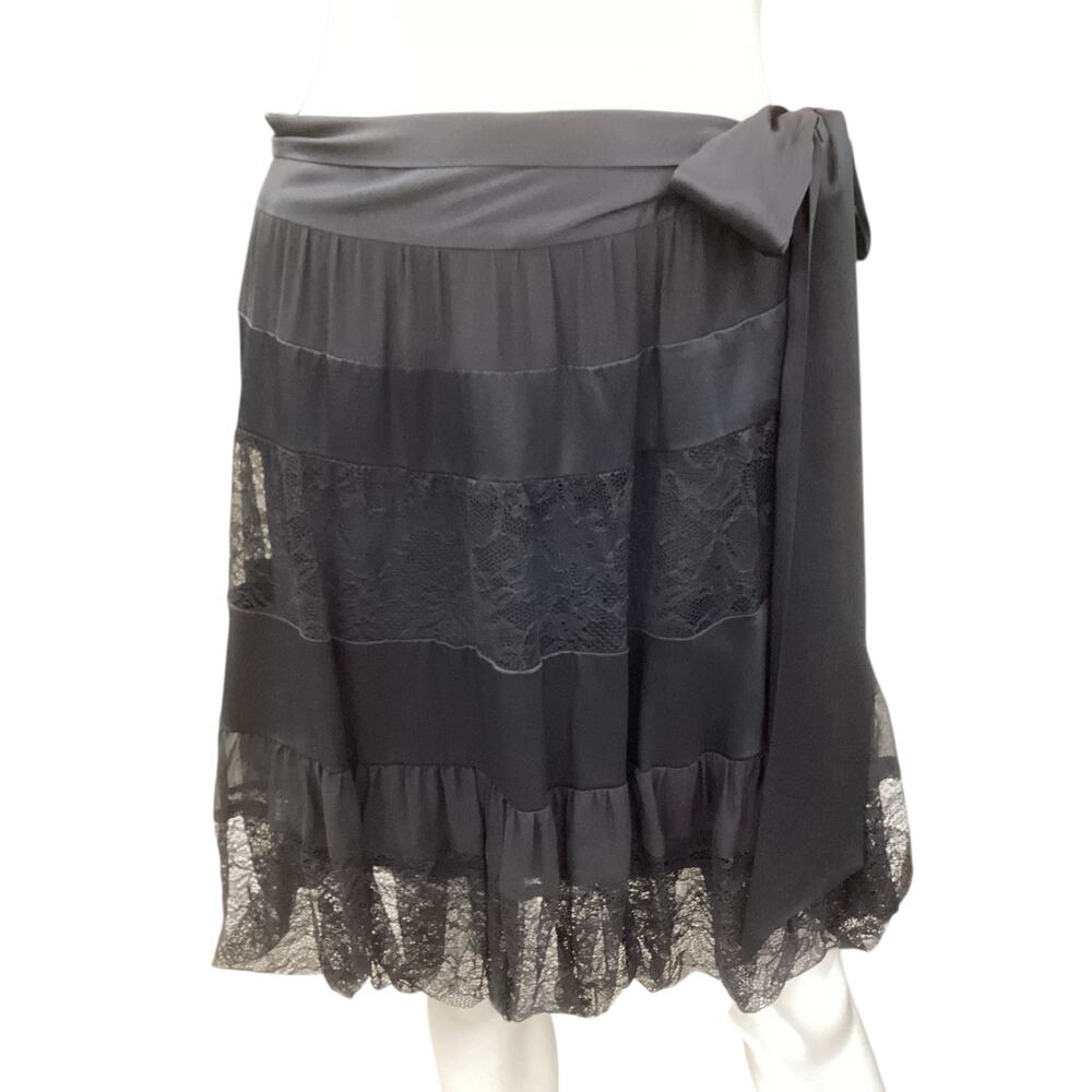 Diane Von Furstenberg Skirt Women’s SZ 8 100% Silk And Lace Attached Belt Black